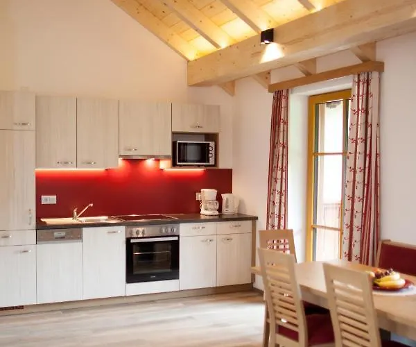 Standlhof Apartment *